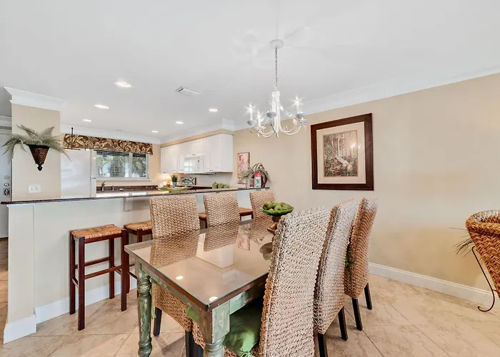 Needle Rush Point Unit D14 Holiday home Pensacola